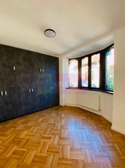 Spatiu renovat, cu expunere directa pe Calea Dorobantilor, ideal cabinet